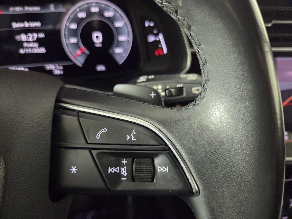 Used 2021 Audi Q7 2.0T Premium w/ Convenience Package AWD/4WD image 15