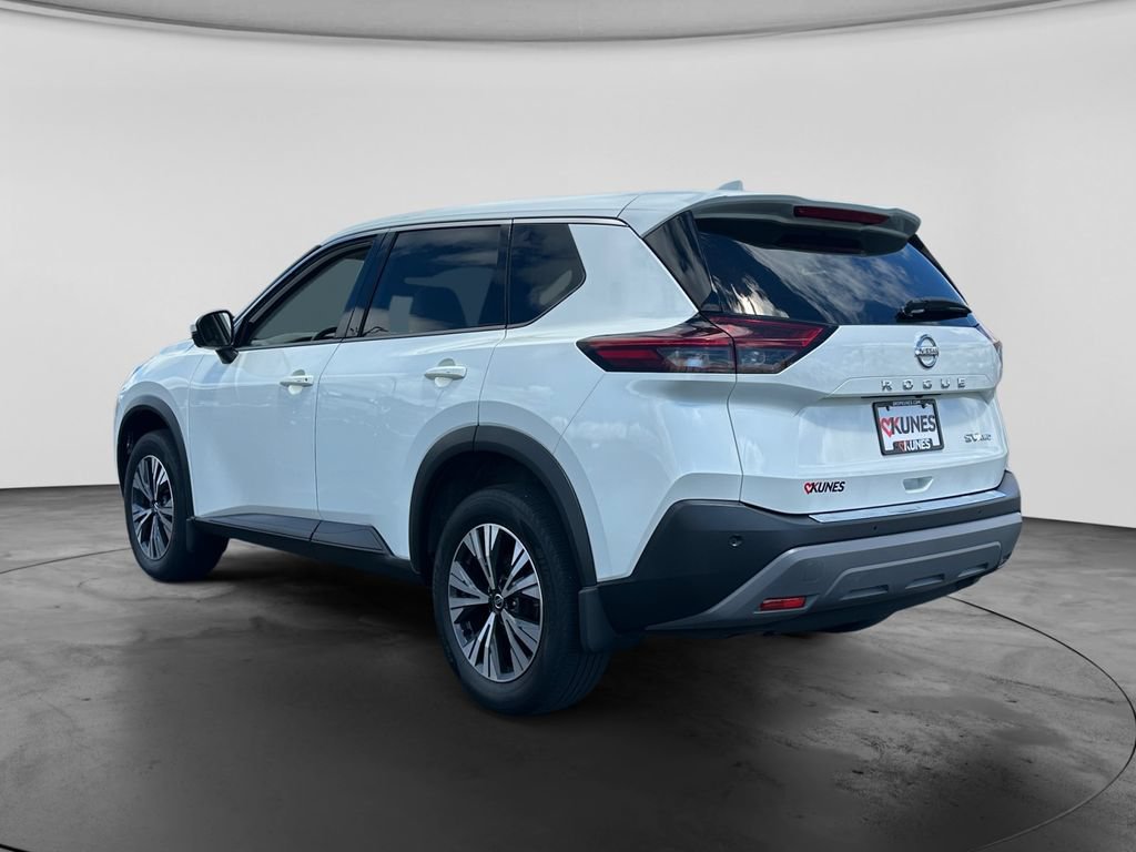 Used 2021 Nissan Rogue SV AWD/4WD image 5