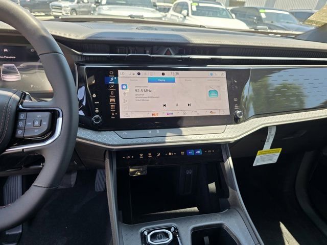 New 2025 Jeep Wagoneer S Limited image 22