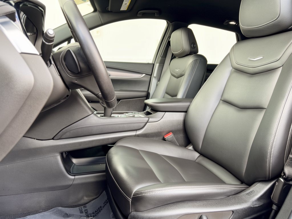 Used 2022 Cadillac XT5 Luxury FWD image 5