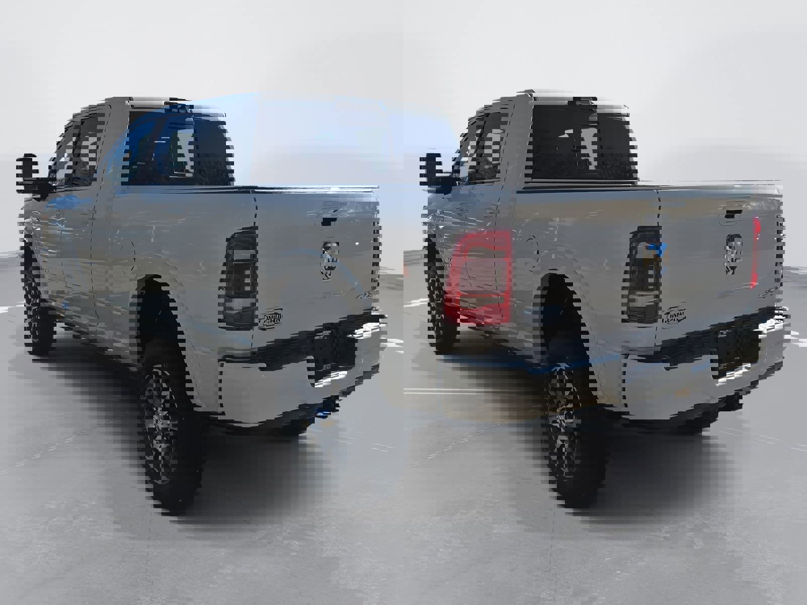 Used 2024 RAM 2500 Limited w/ Safety Group image 7