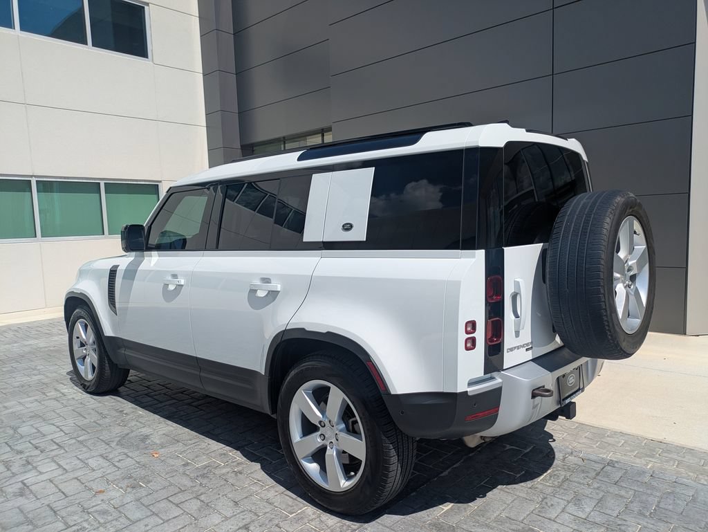 Used 2023 Land Rover Defender 110 SE AWD/4WD image 8