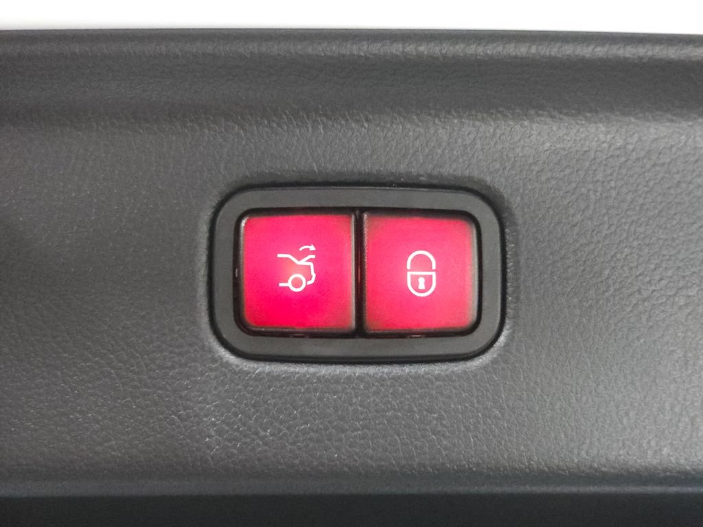 Certified 2025 Mercedes-Benz S 580 4MATIC Sedan image 33
