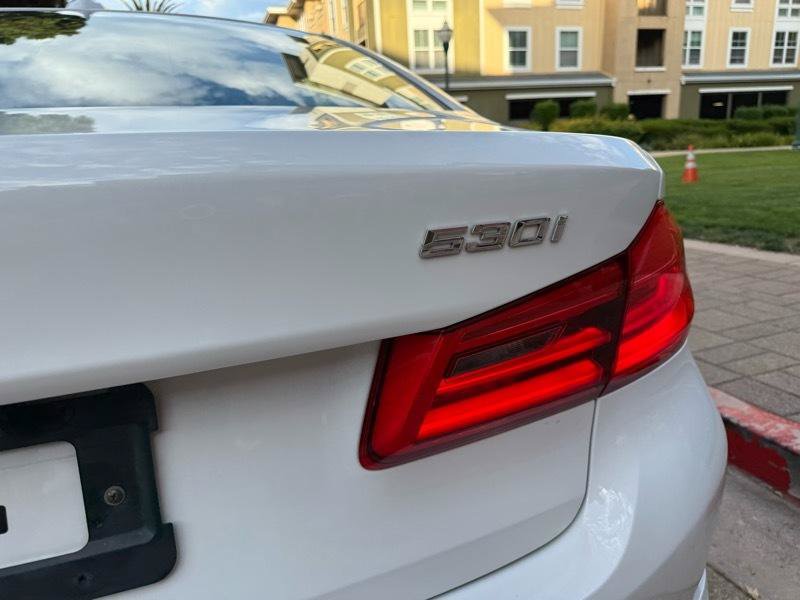 Used 2020 BMW 530i w/ Convenience Package RWD image 21