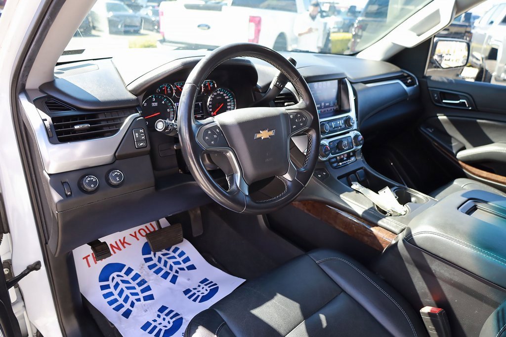 Used 2019 Chevrolet Suburban LT image 12