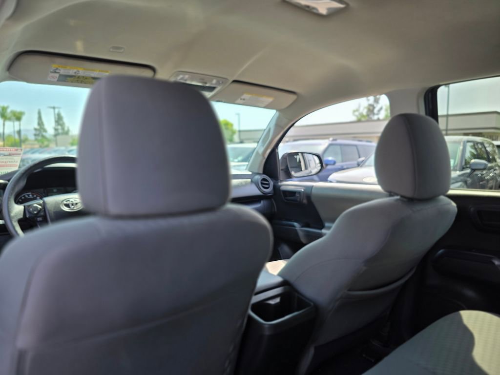 Used 2022 Toyota Tacoma SR image 17