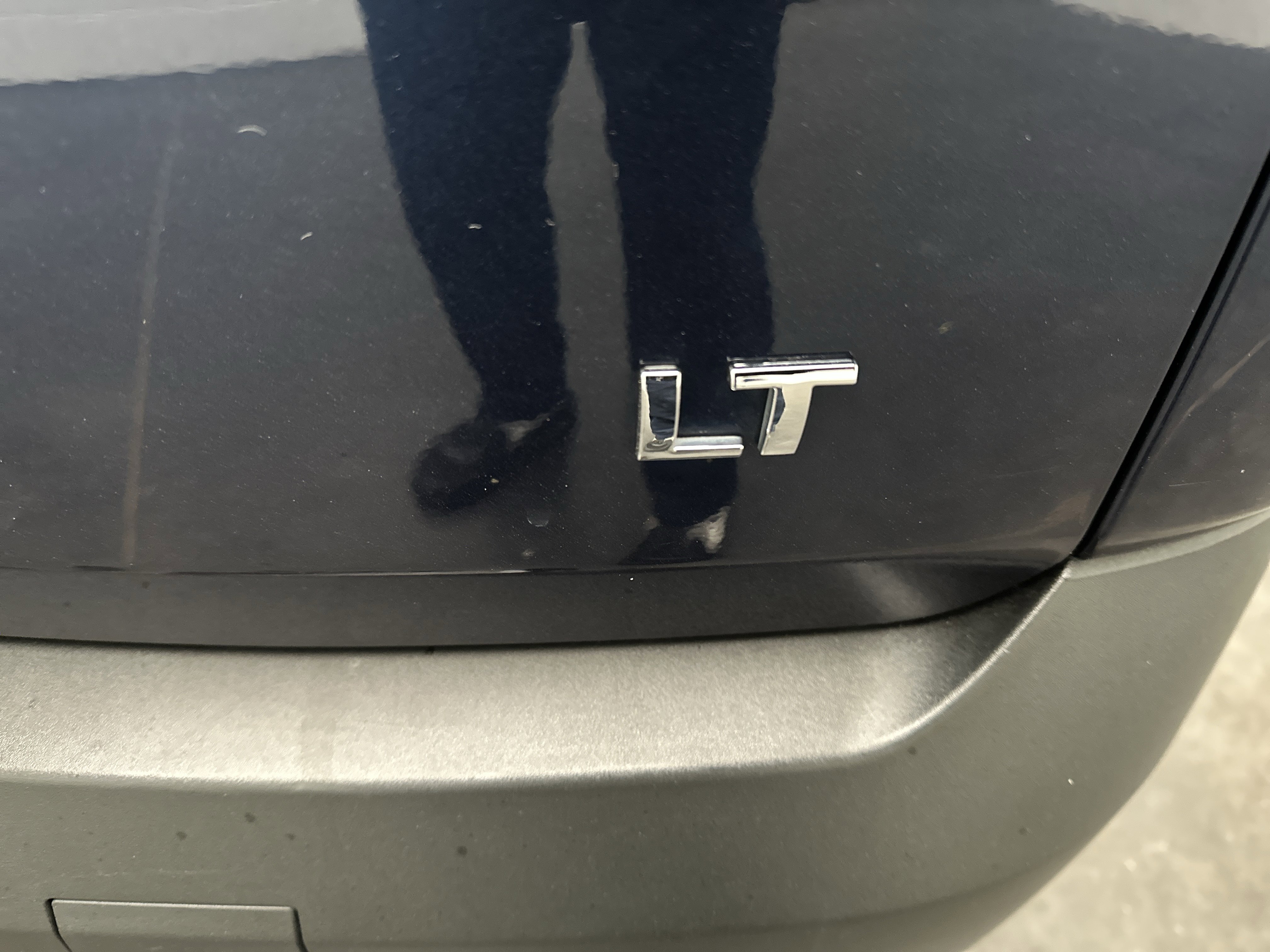 Used 2022 Chevrolet Traverse LT image 13