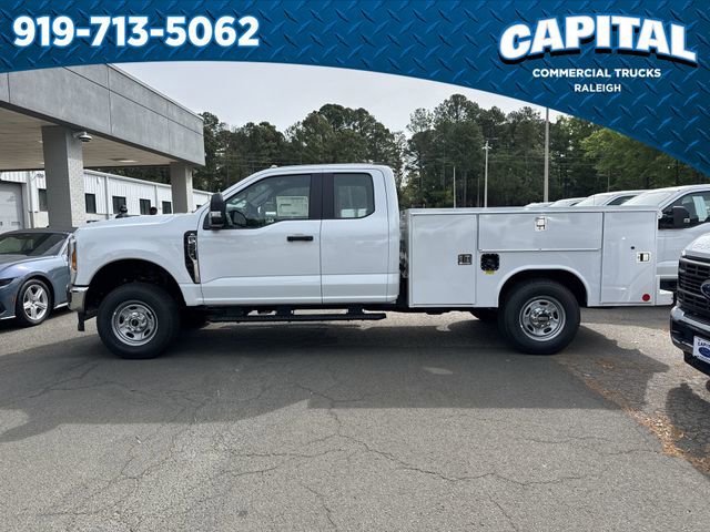New 2026 Ford F250 XL w/ XL Chrome Package image 5