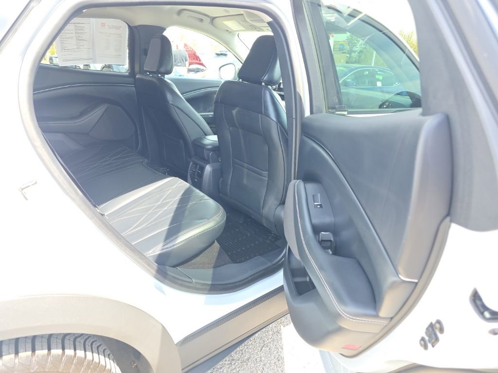 Used 2023 Ford Mustang Mach-E Select image 8