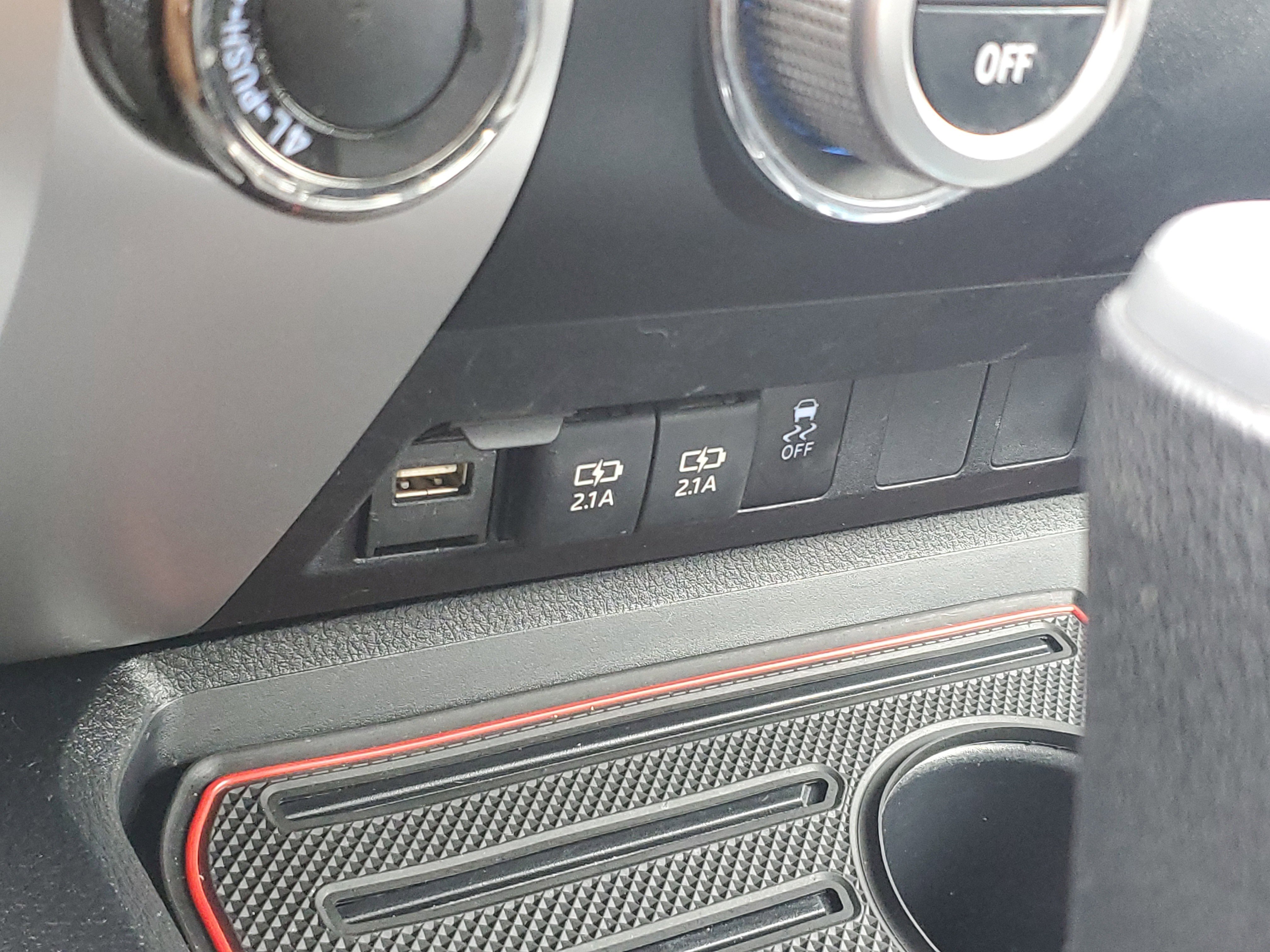 Used 2020 Toyota Tundra SR5 image 27