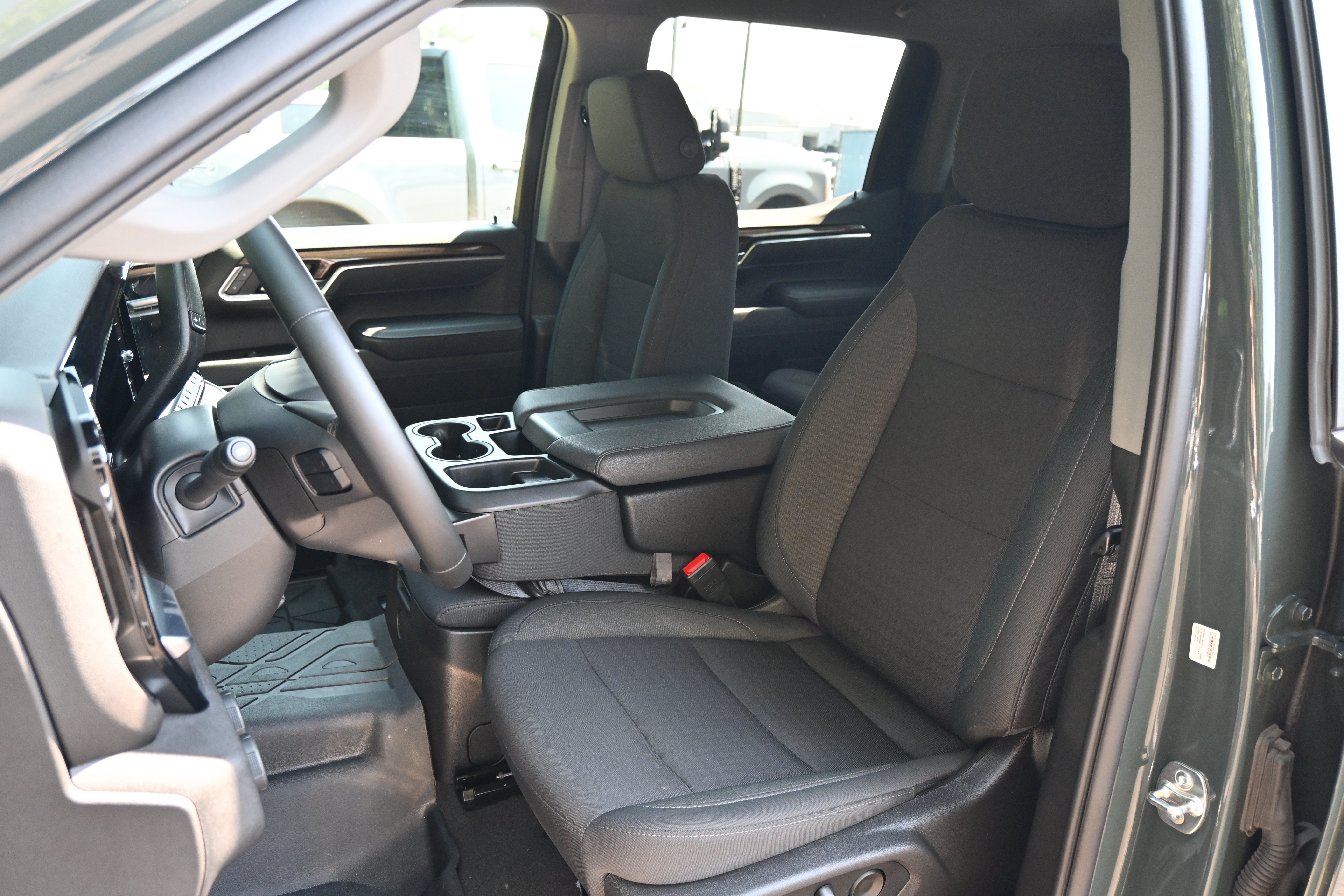 Used 2026 Chevrolet Silverado 1500 LT RWD image 16
