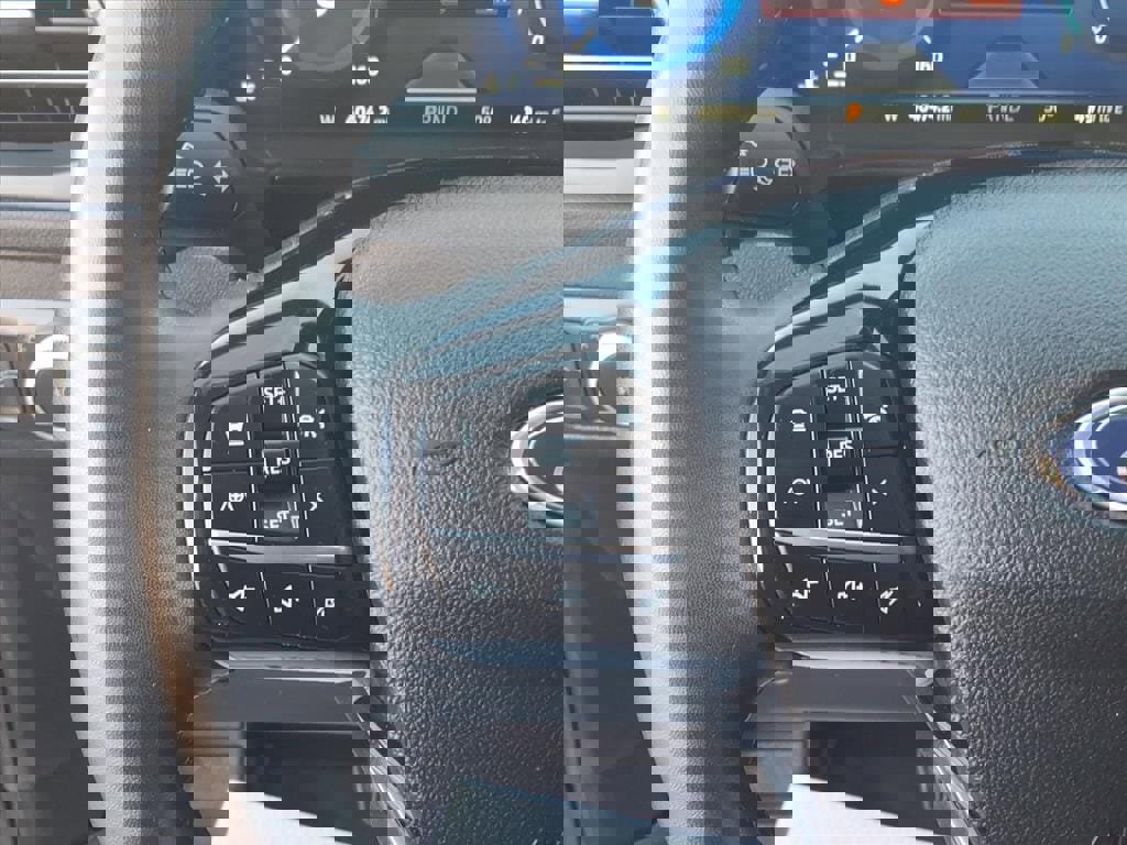 Used 2022 Ford Escape Titanium image 18