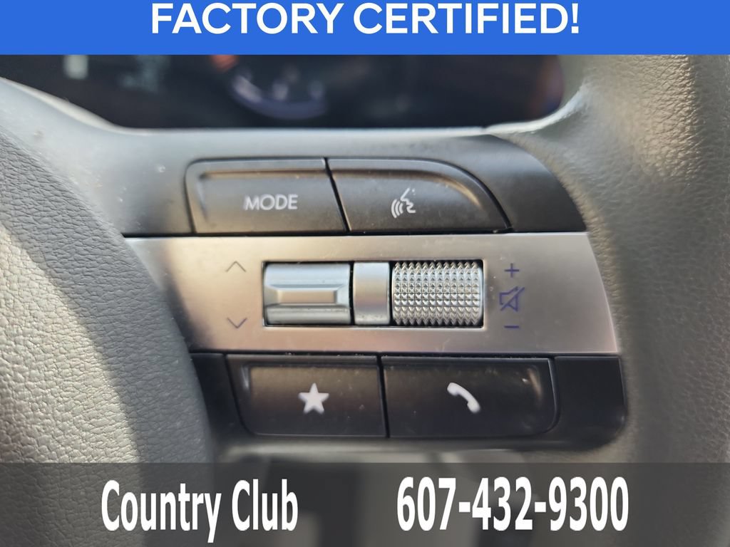 Certified 2025 Hyundai Kona SE AWD/4WD image 17