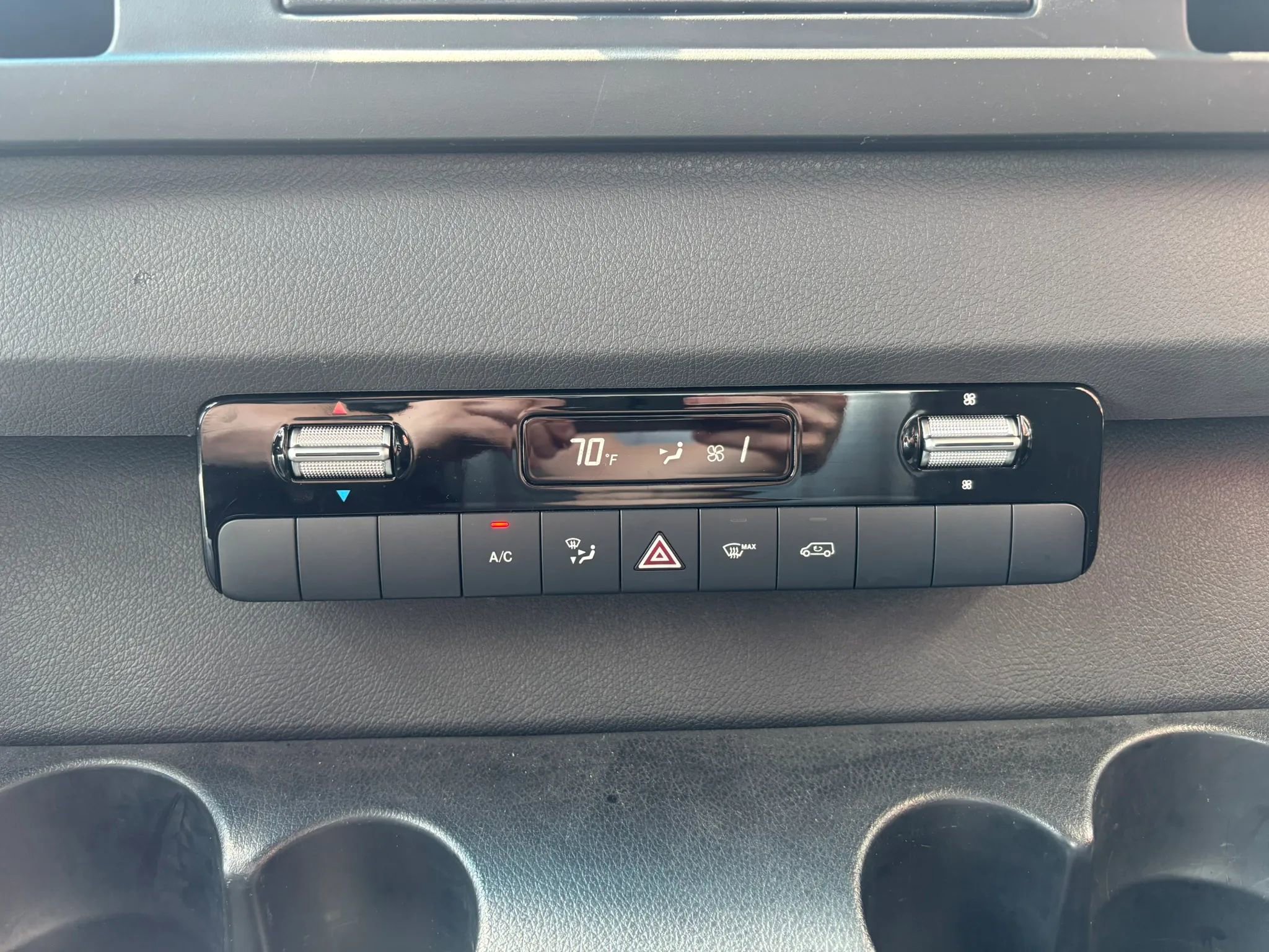 Used 2020 Mercedes-Benz Sprinter 2500 image 17