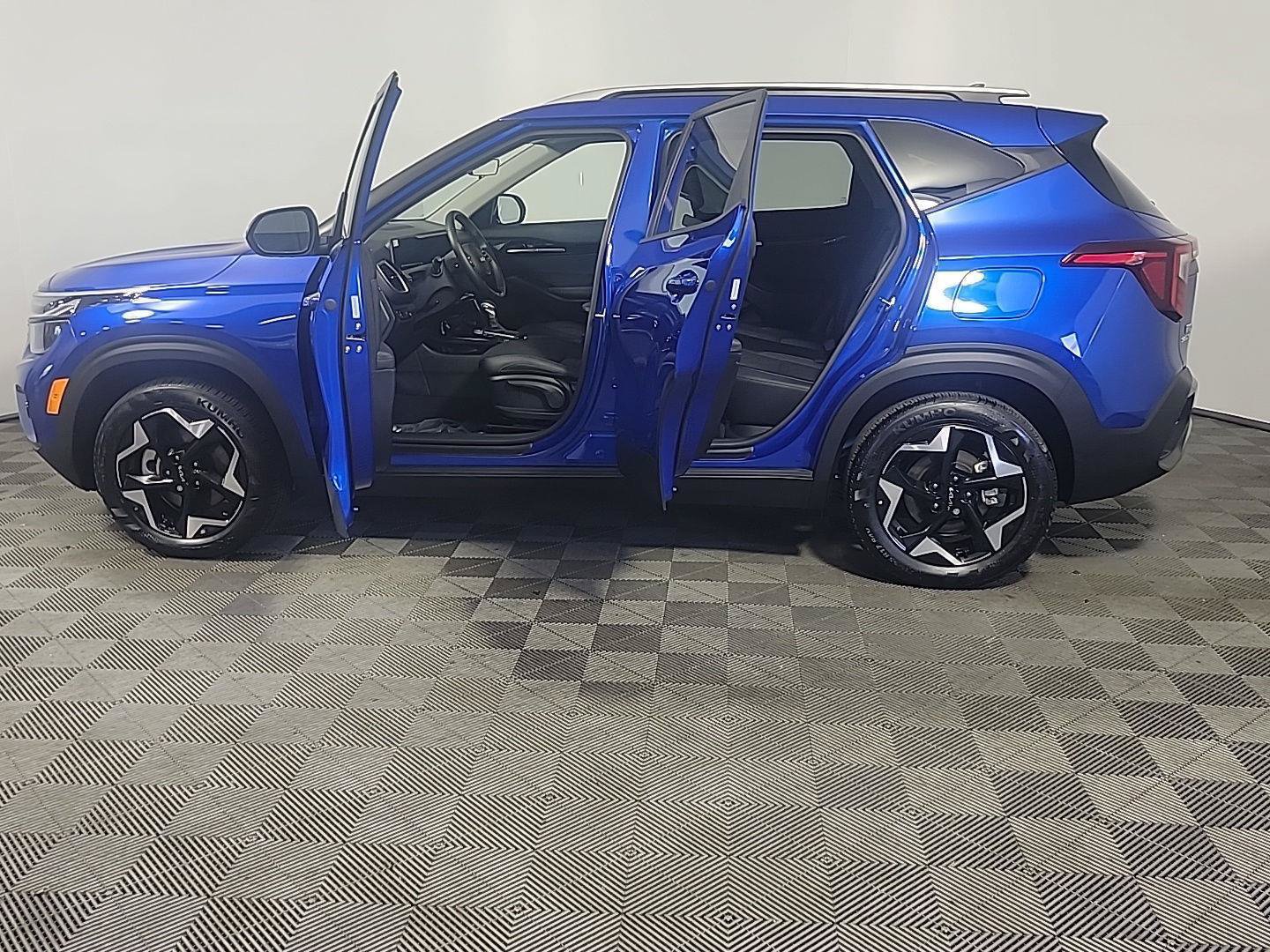 Certified 2026 Kia Seltos S AWD/4WD image 15