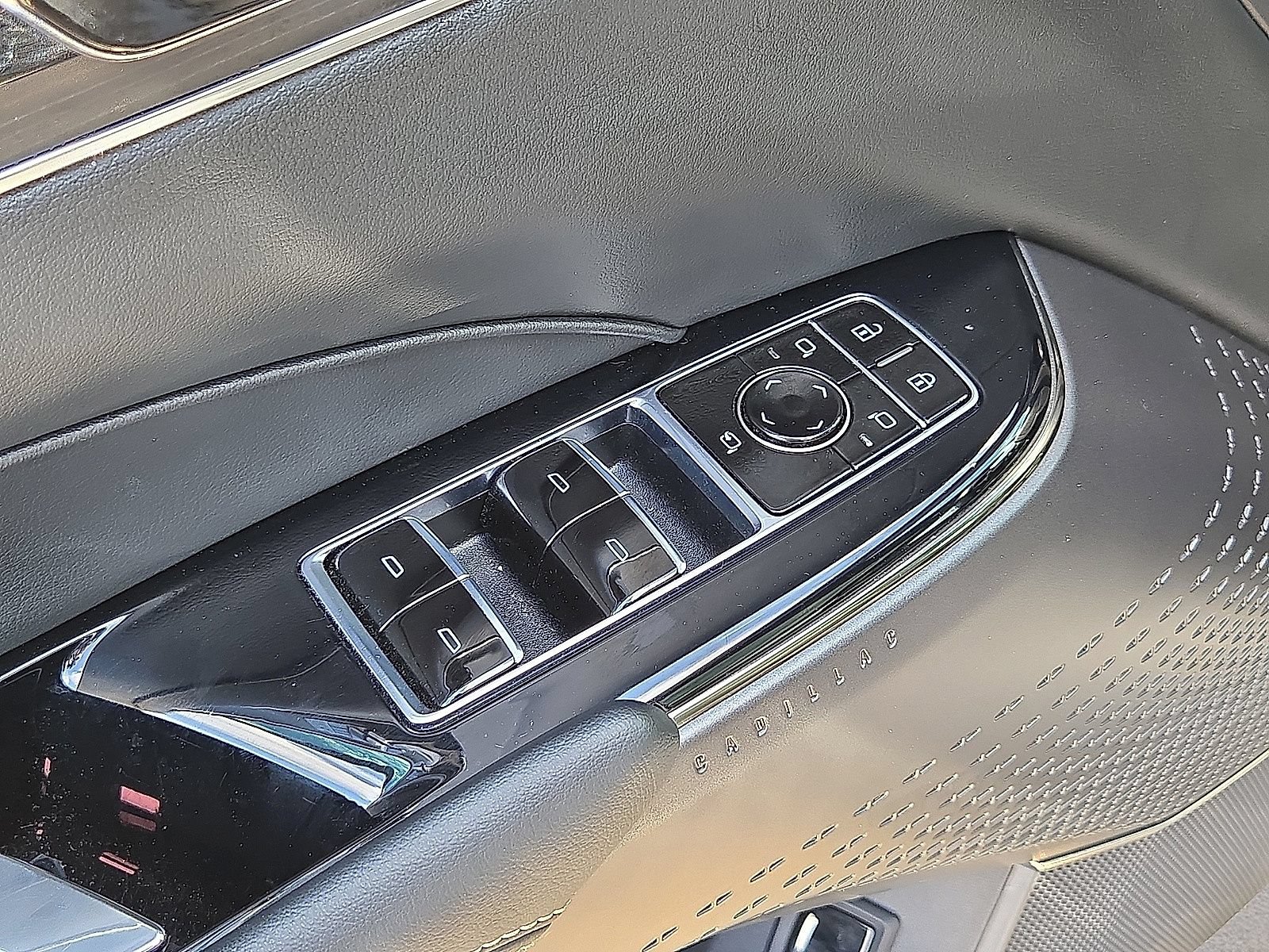 Used 2024 Cadillac Lyriq Sport RWD image 23