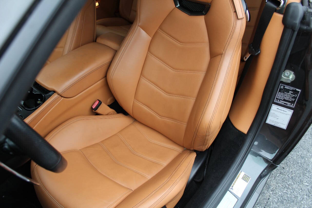 Used 2018 Maserati GranTurismo Sport RWD image 3