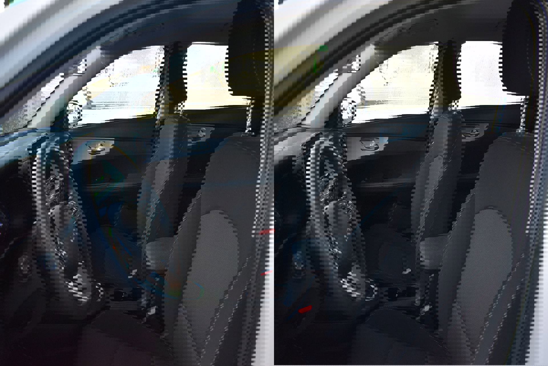 Used 2024 Kia Forte LXS image 14