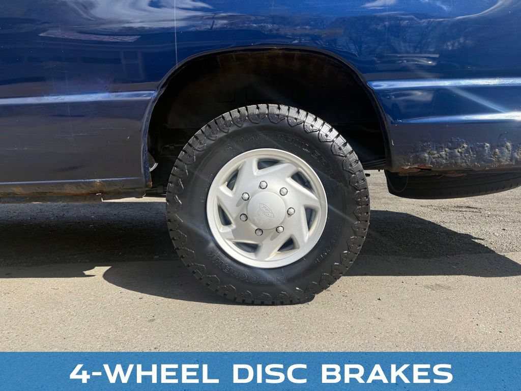 Used 2007 Ford E-350 and Econoline 350 Extended Wagon Super Duty RWD image 10