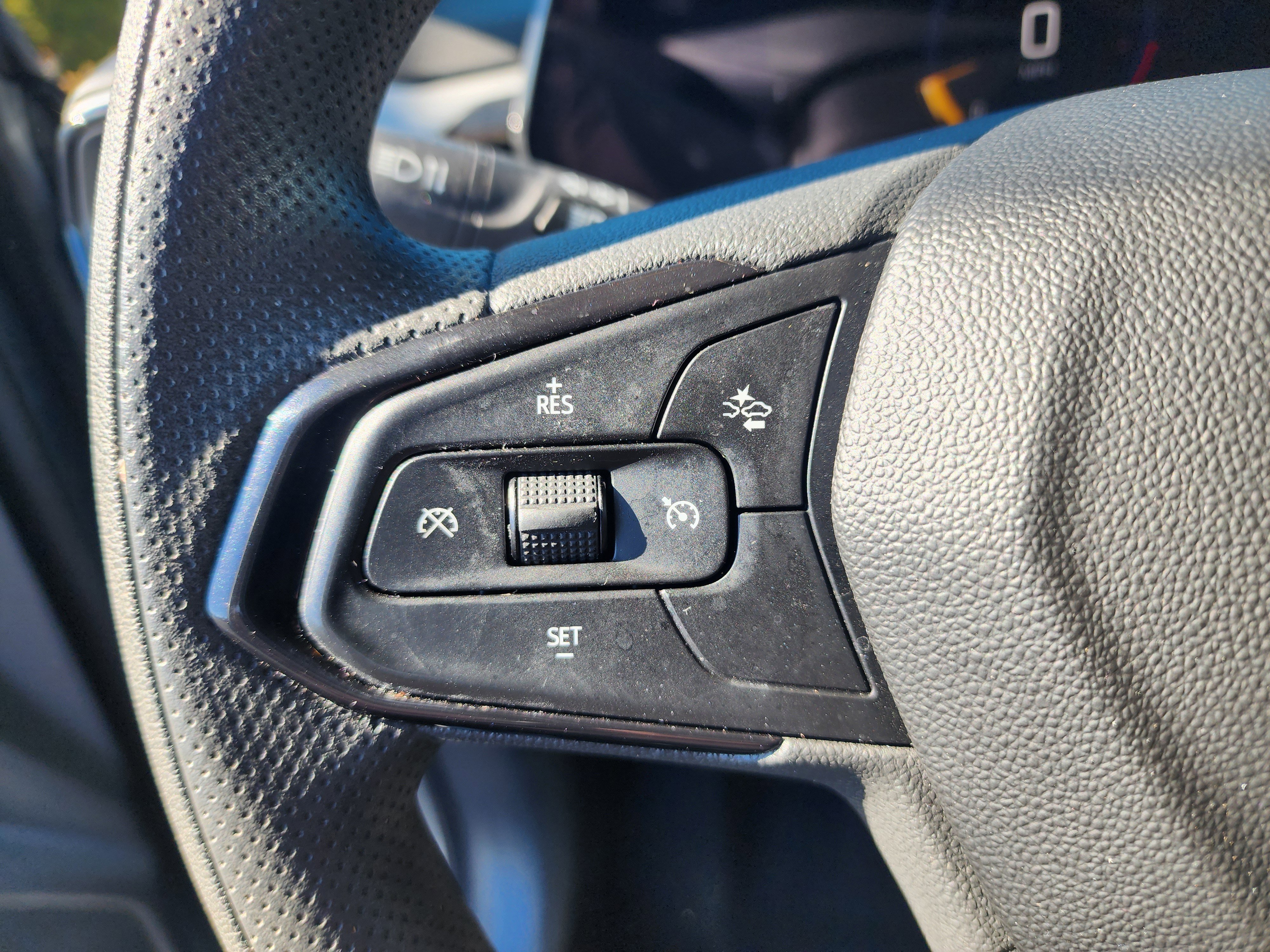 Used 2024 Chevrolet TrailBlazer LS image 27