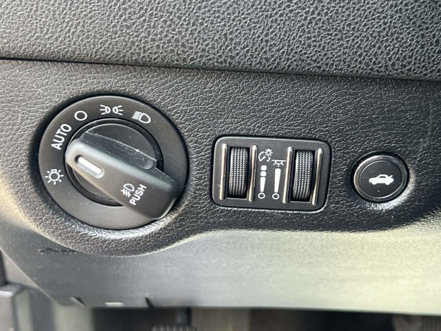 Used 2017 Dodge Charger SXT w/ AWD Plus Group image 21