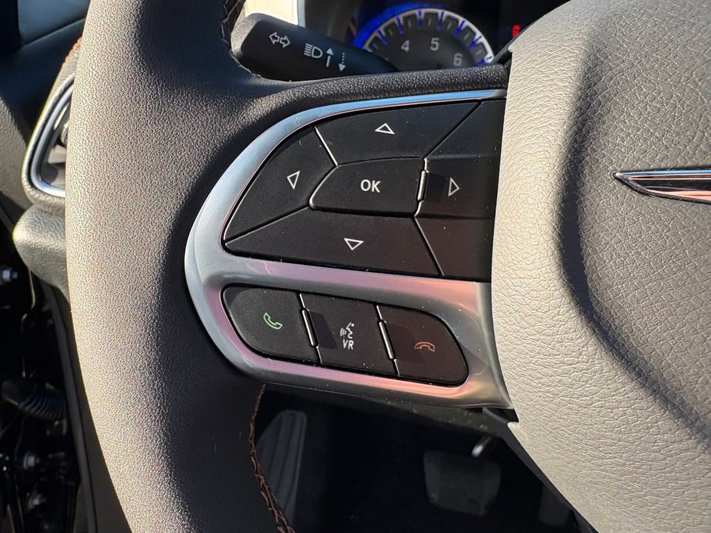 New 2026 Chrysler Pacifica Pinnacle w/ Trailer Tow Group image 21