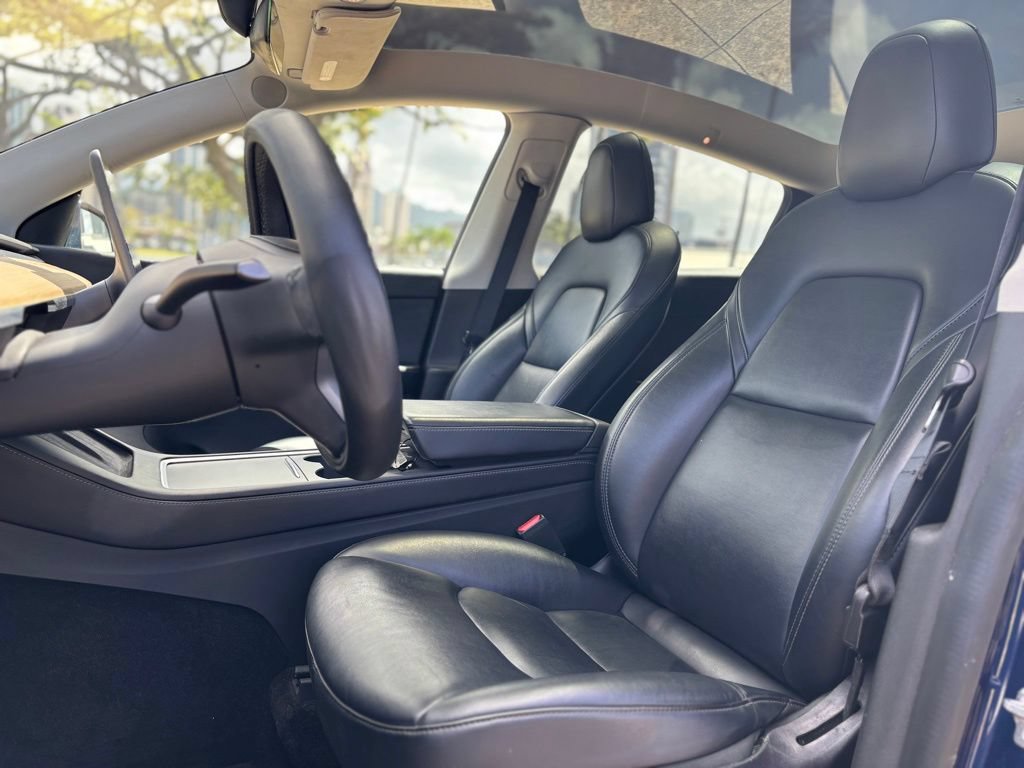 Used 2022 Tesla Model Y Long Range AWD/4WD image 8