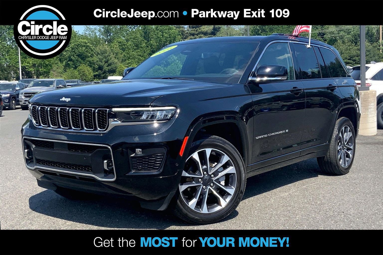 Certified 2025 Jeep Grand Cherokee Overland w/ Luxury Tech Group IV AWD/4WD image 1