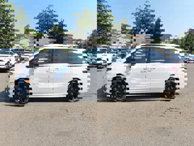 New 2026 Honda Odyssey Sport-L image 3