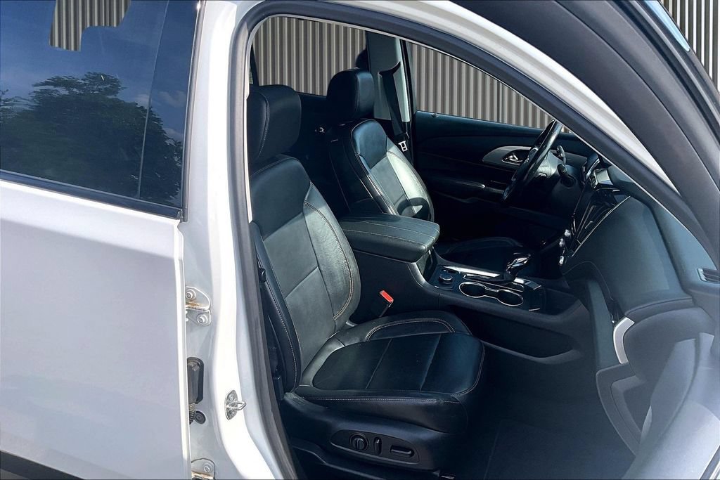 Used 2021 Chevrolet Traverse RS AWD/4WD image 8