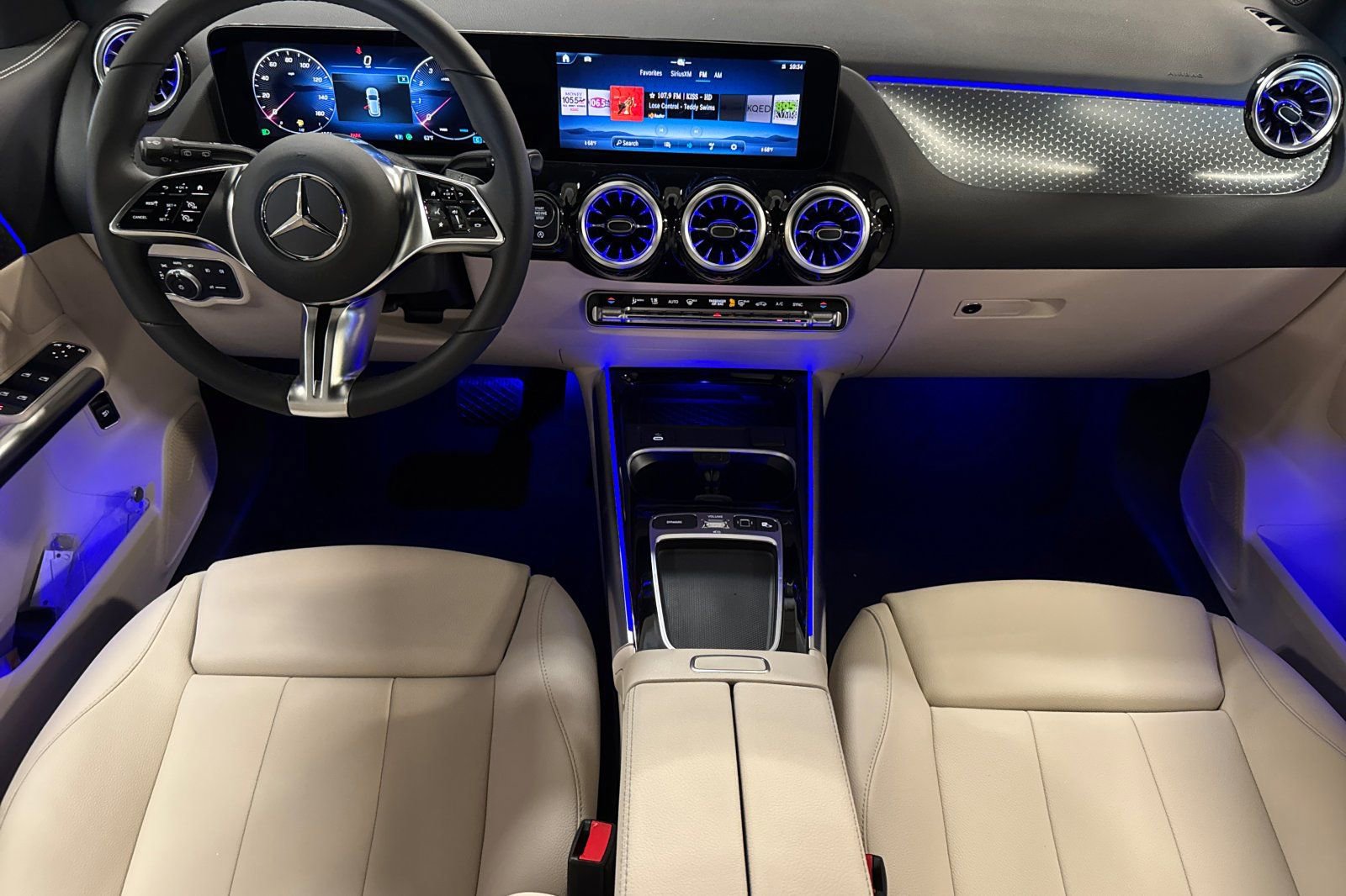 New 2025 Mercedes-Benz GLA 250 image 16