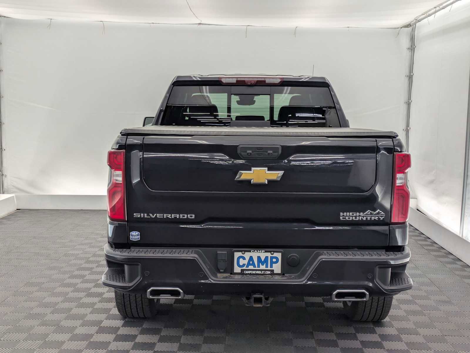 Used 2022 Chevrolet Silverado 1500 High Country w/ High Country Premium Package AWD/4WD image 5
