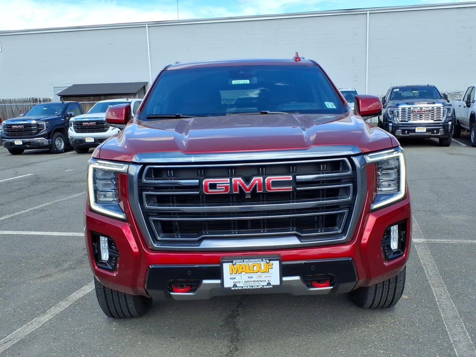Used 2023 GMC Yukon XL AT4 w/ AT4 Premium Package image 2