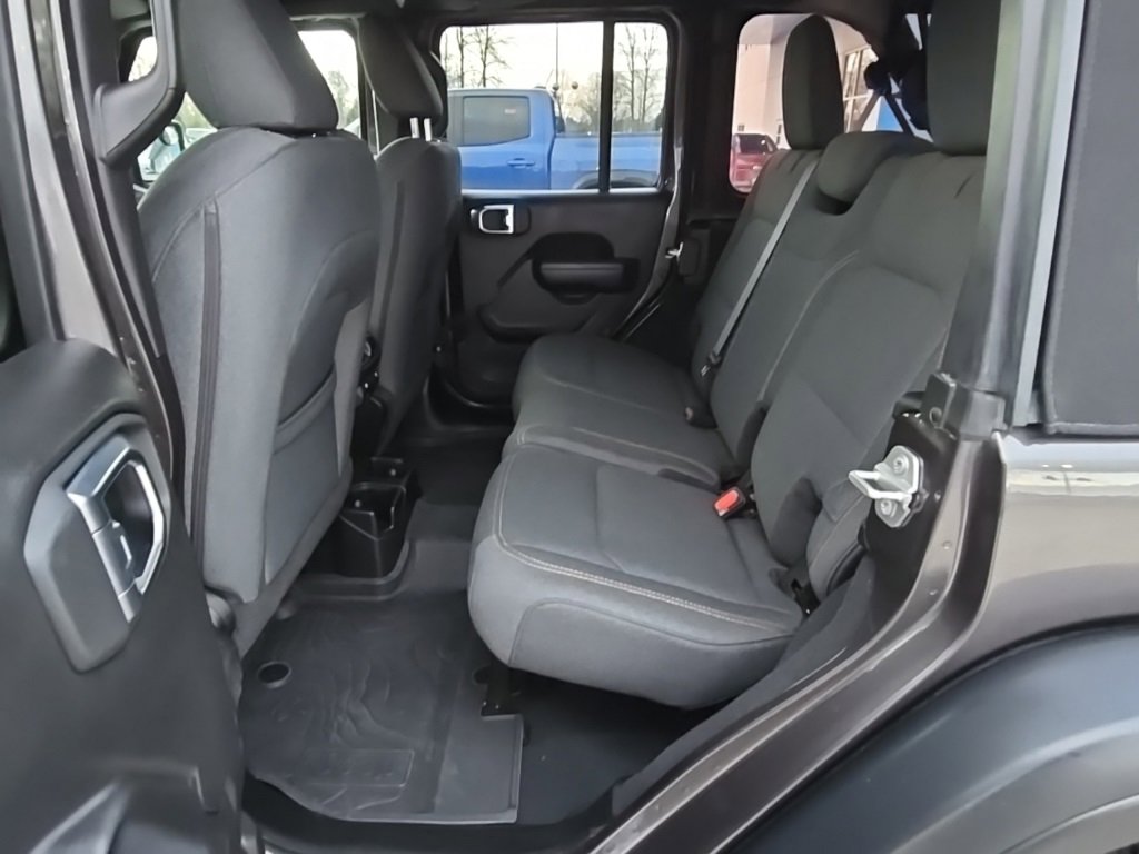 Used 2024 Jeep Wrangler Willys image 25