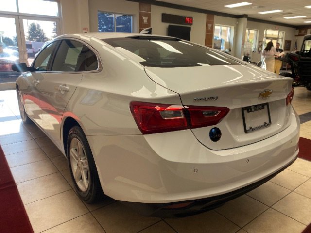 Used 2023 Chevrolet Malibu LS w/ Driver Confidence Package image 3