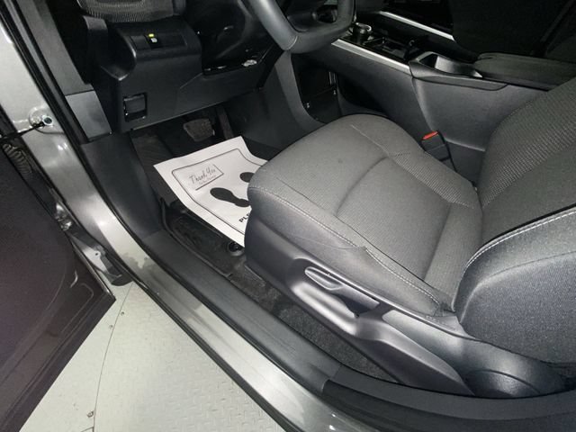 Used 2025 Subaru Solterra AWD/4WD image 12
