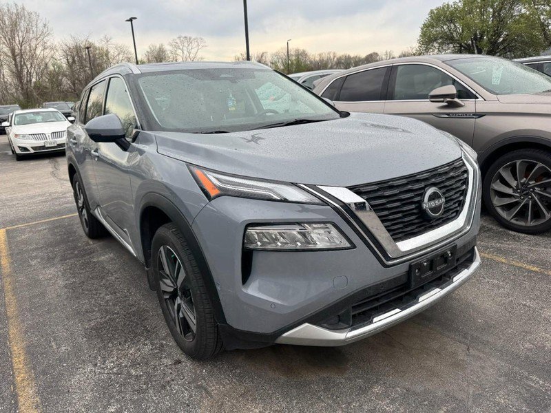 Used 2023 Nissan Rogue Platinum w/ Platinum Premium Package AWD/4WD image 3