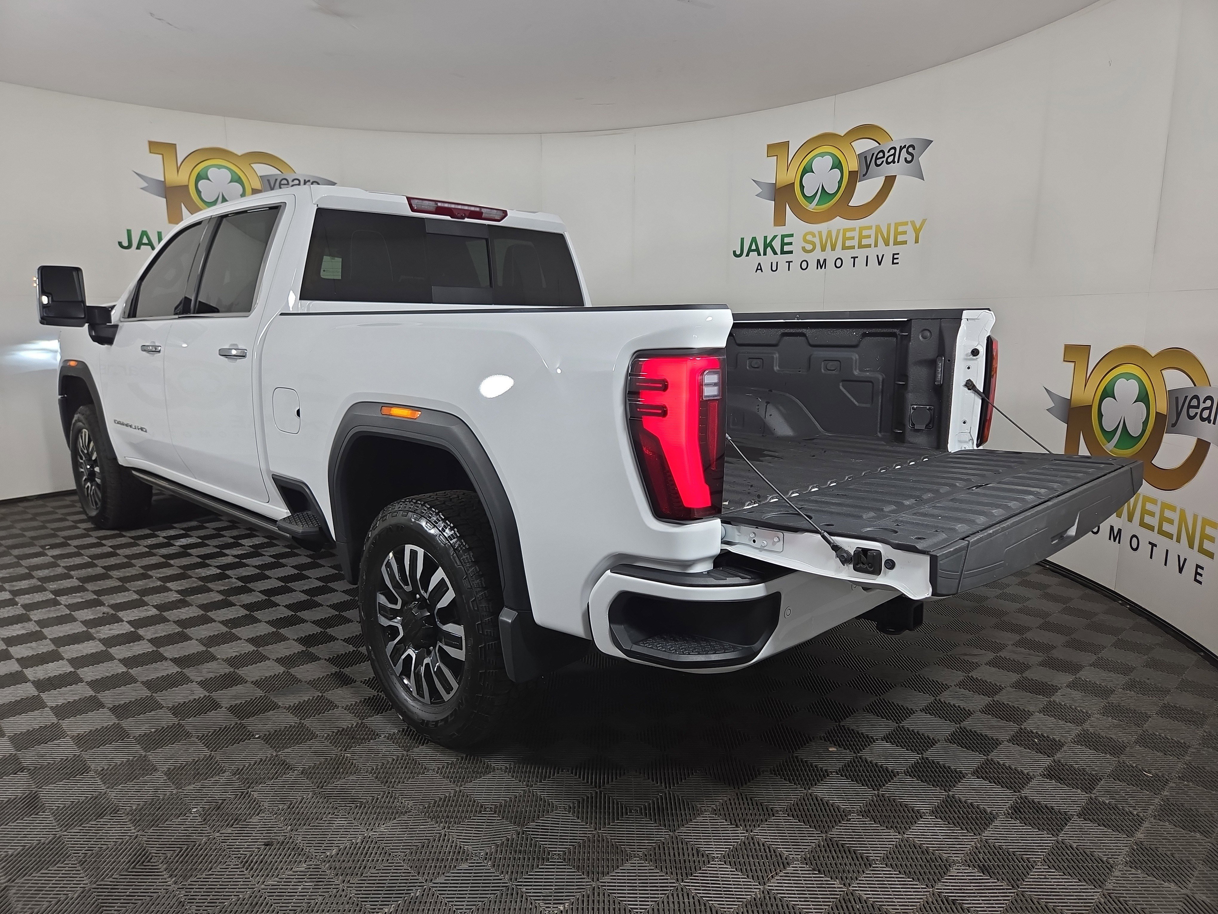 Used 2024 GMC Sierra 2500 Denali Ultimate image 31