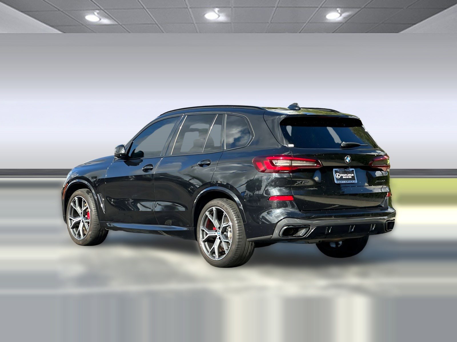 Used 2022 BMW X5 xDrive40i w/ M Sport Package image 3