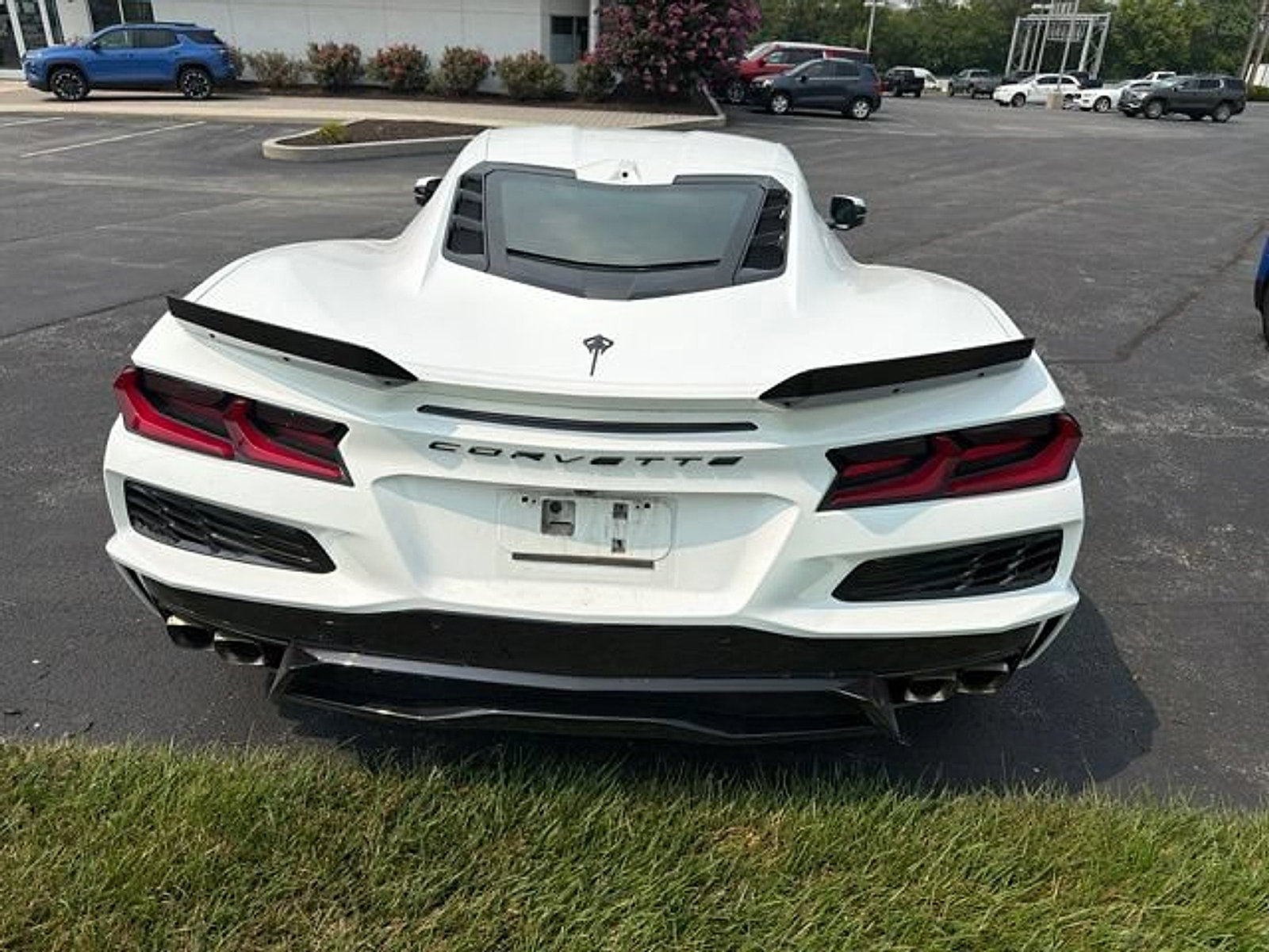 Used 2025 Chevrolet Corvette E-Ray w/ Stealth Interior Trim Package AWD/4WD image 6
