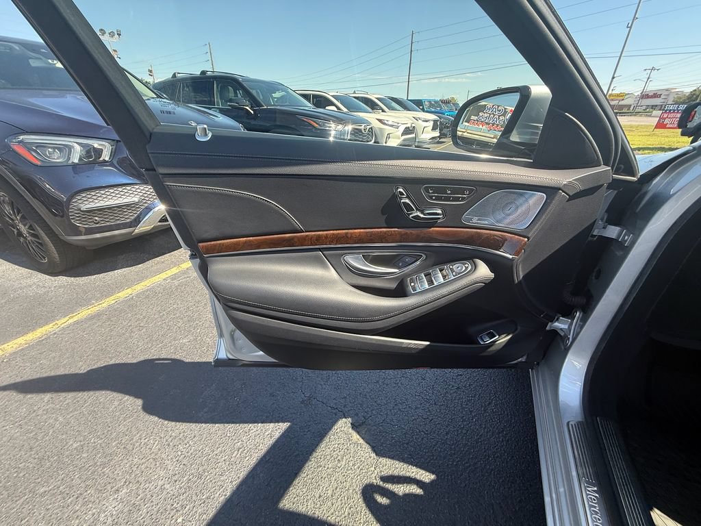 Used 2014 Mercedes-Benz S 550 Sedan image 11