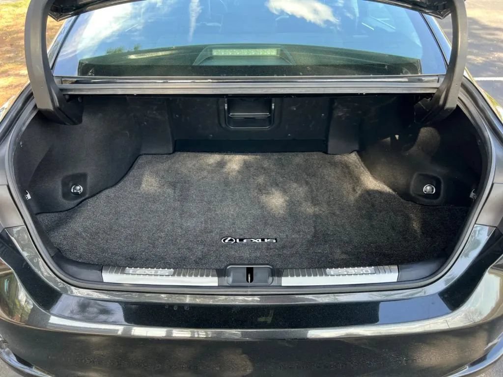 Used 2023 Lexus ES 350 w/ Accessory Package (Z1) FWD image 21