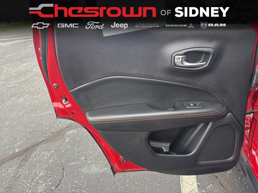 Used 2019 Jeep Compass Limited image 40