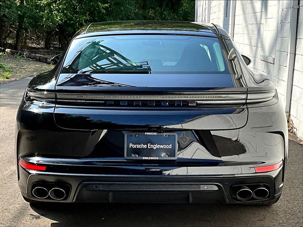 Used 2025 Porsche Panamera 4 image 8