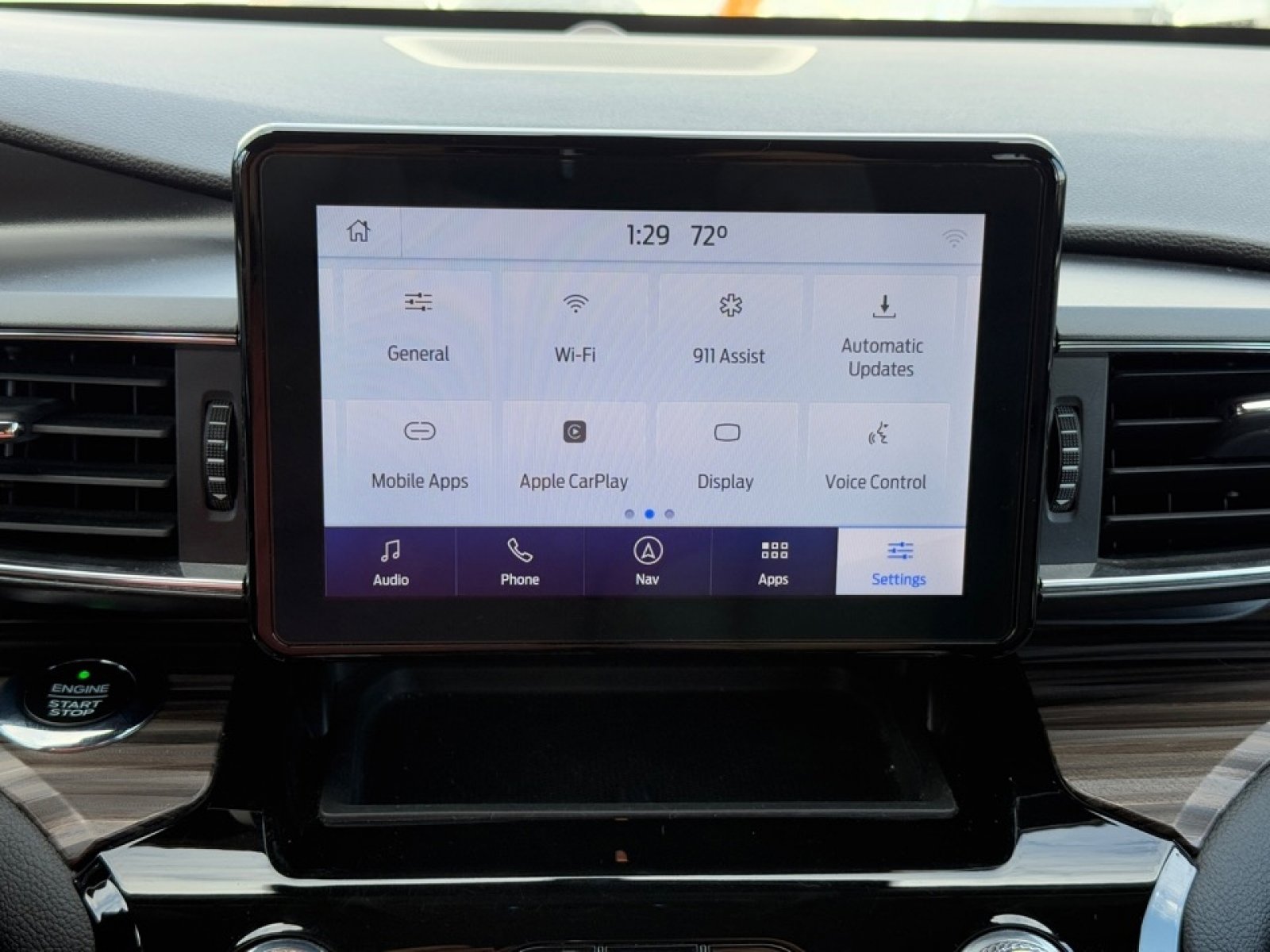 Used 2021 Ford Explorer Limited image 30