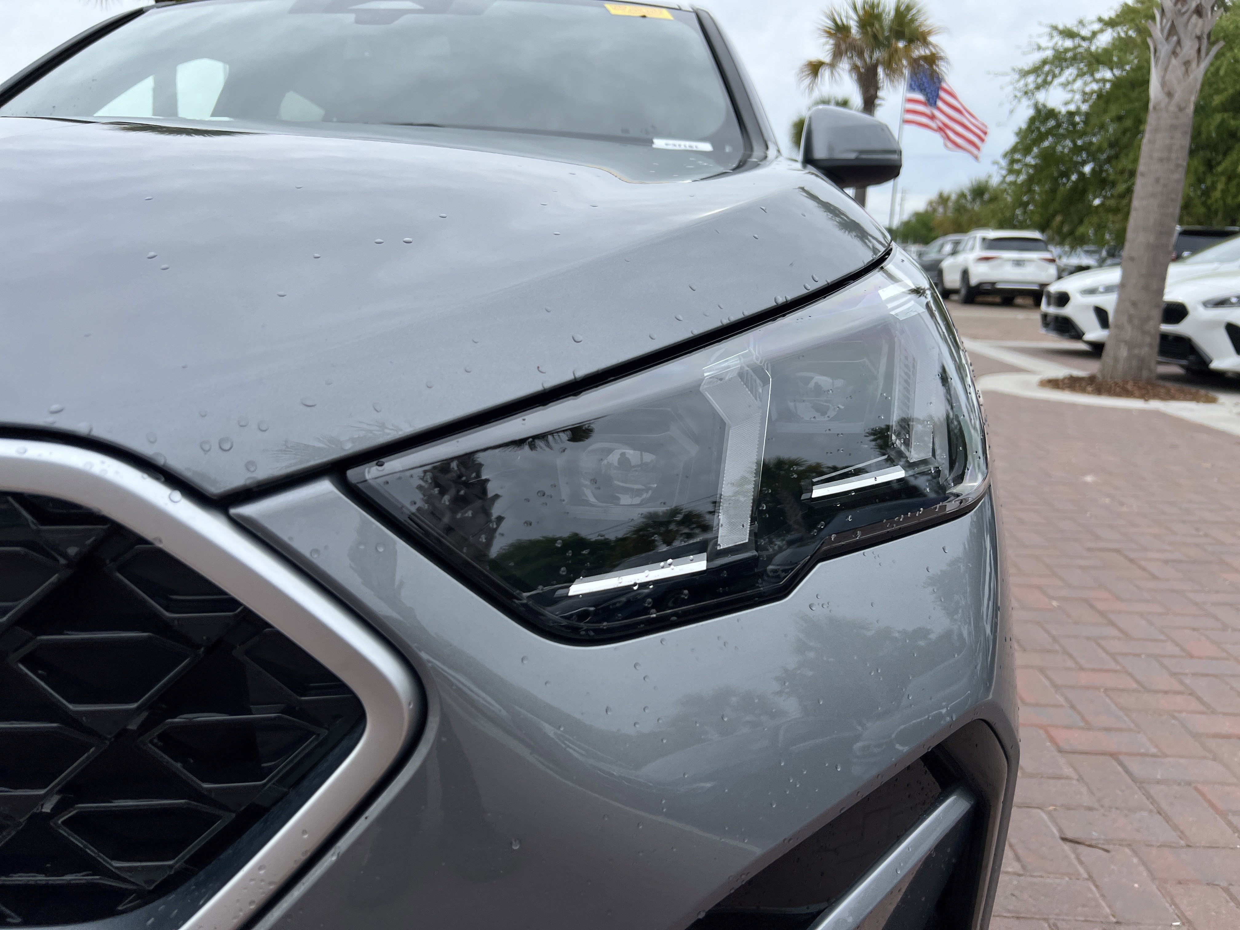 Certified 2025 BMW X2 xDrive28i AWD/4WD image 6