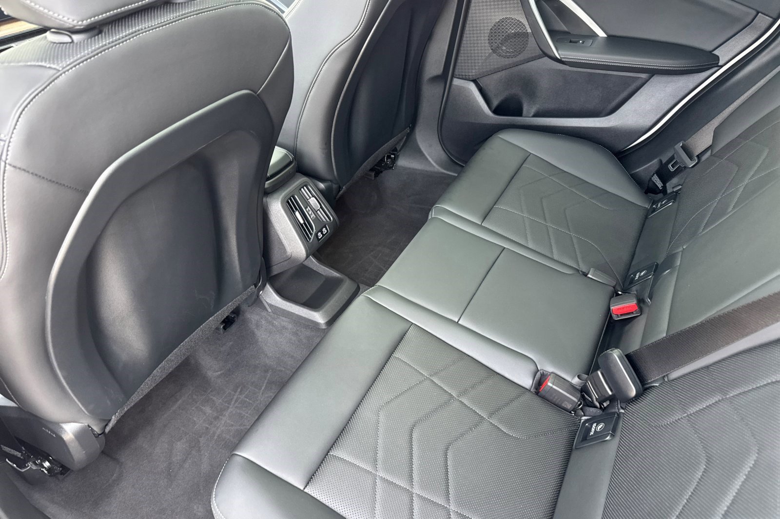 Used 2025 BMW X1 xDrive28i w/ Convenience Package image 27