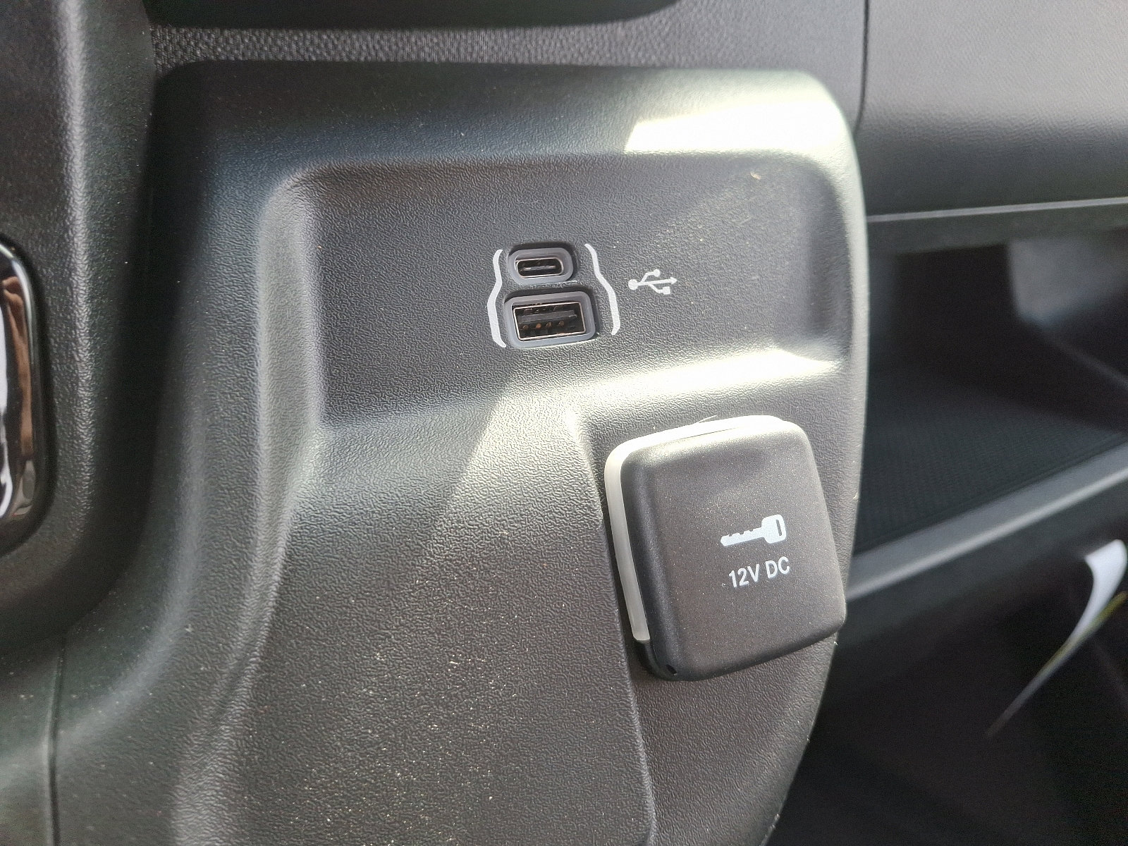 New 2024 RAM ProMaster 2500 w/ Upfitter's Prep Package image 18