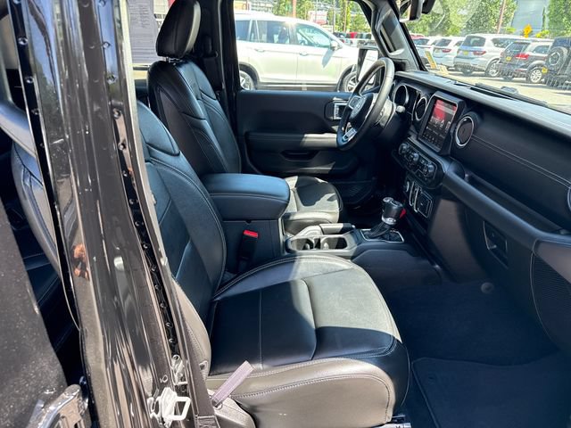 Used 2022 Jeep Gladiator Overland w/ Popular Equipment Package AWD/4WD image 9