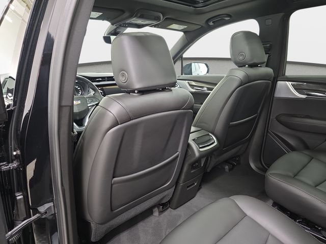 Certified 2024 Cadillac XT6 Sport w/ Technology Package AWD/4WD image 10